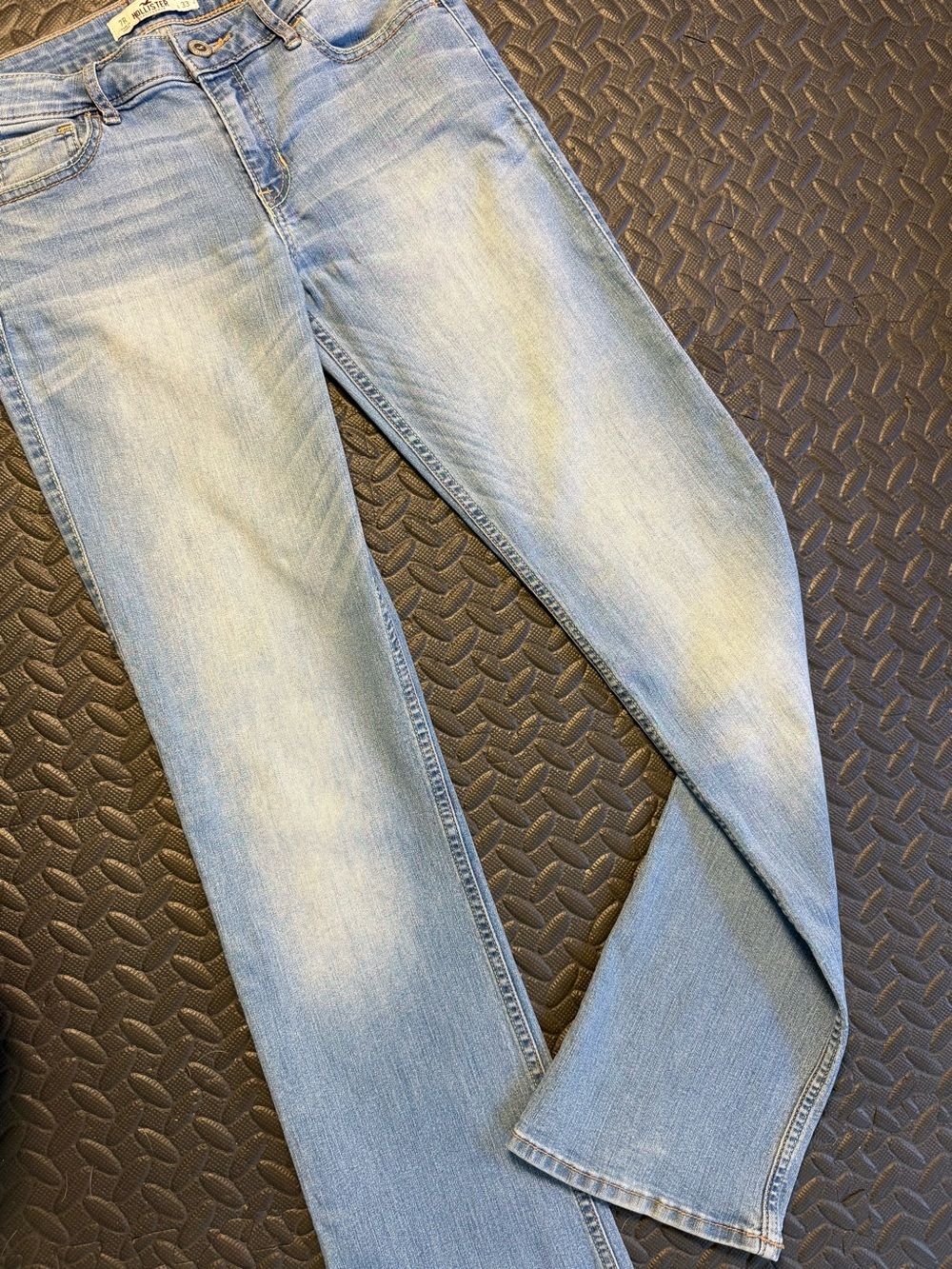 Hollister Y2K Low Rise Bootcut Light Wash Jeans Size W28 X L33 - Picture 3 of 9